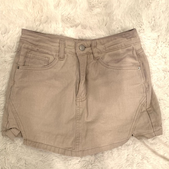 Zara Beige Women's Shorts - Picture 5 of 8